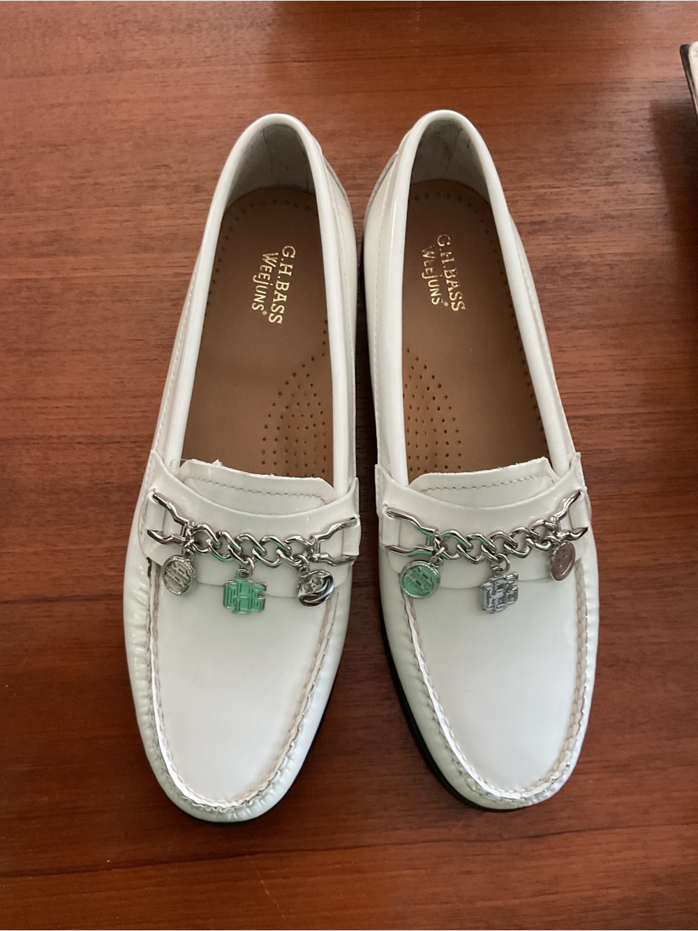 G.H. Bass & Co. Whitney Charm Weejuns White Patent  Leather Loafers NEW 7.5